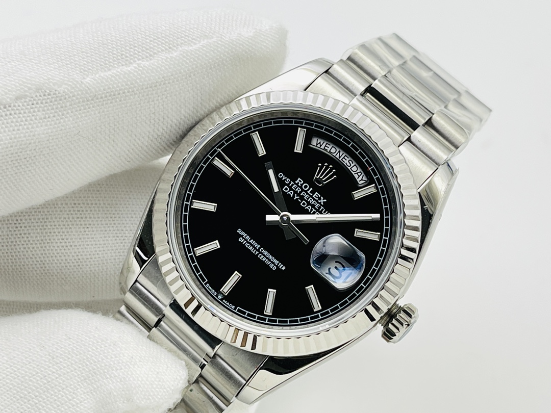 Rolex Day-Date 36 mm Watch – IW-3214 - Image 3