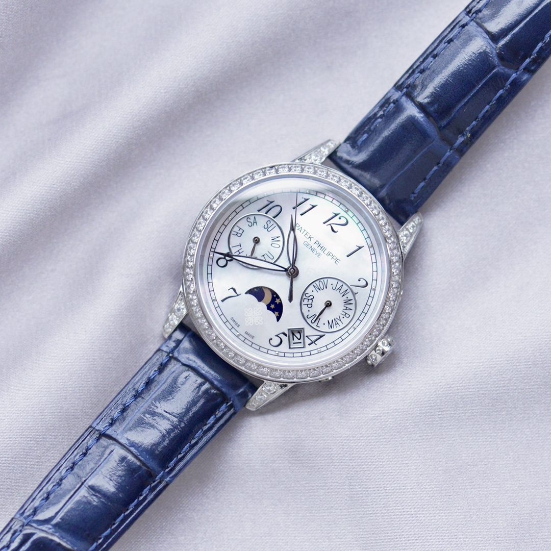 Patek Philippe Classic Perpetual Calendar Watch – IW-2725 - Image 7
