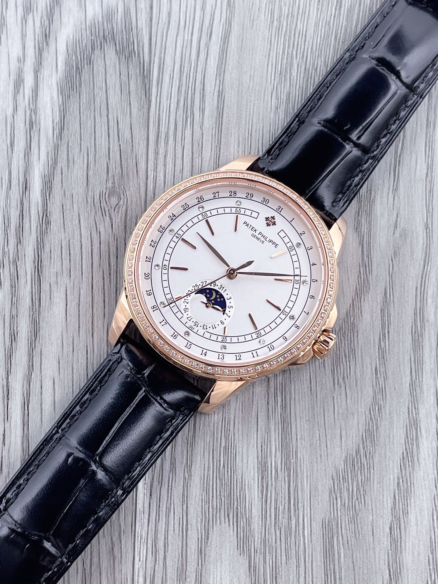 Patek Philippe Classic Moonphase Watch – IW-2726 - Image 4