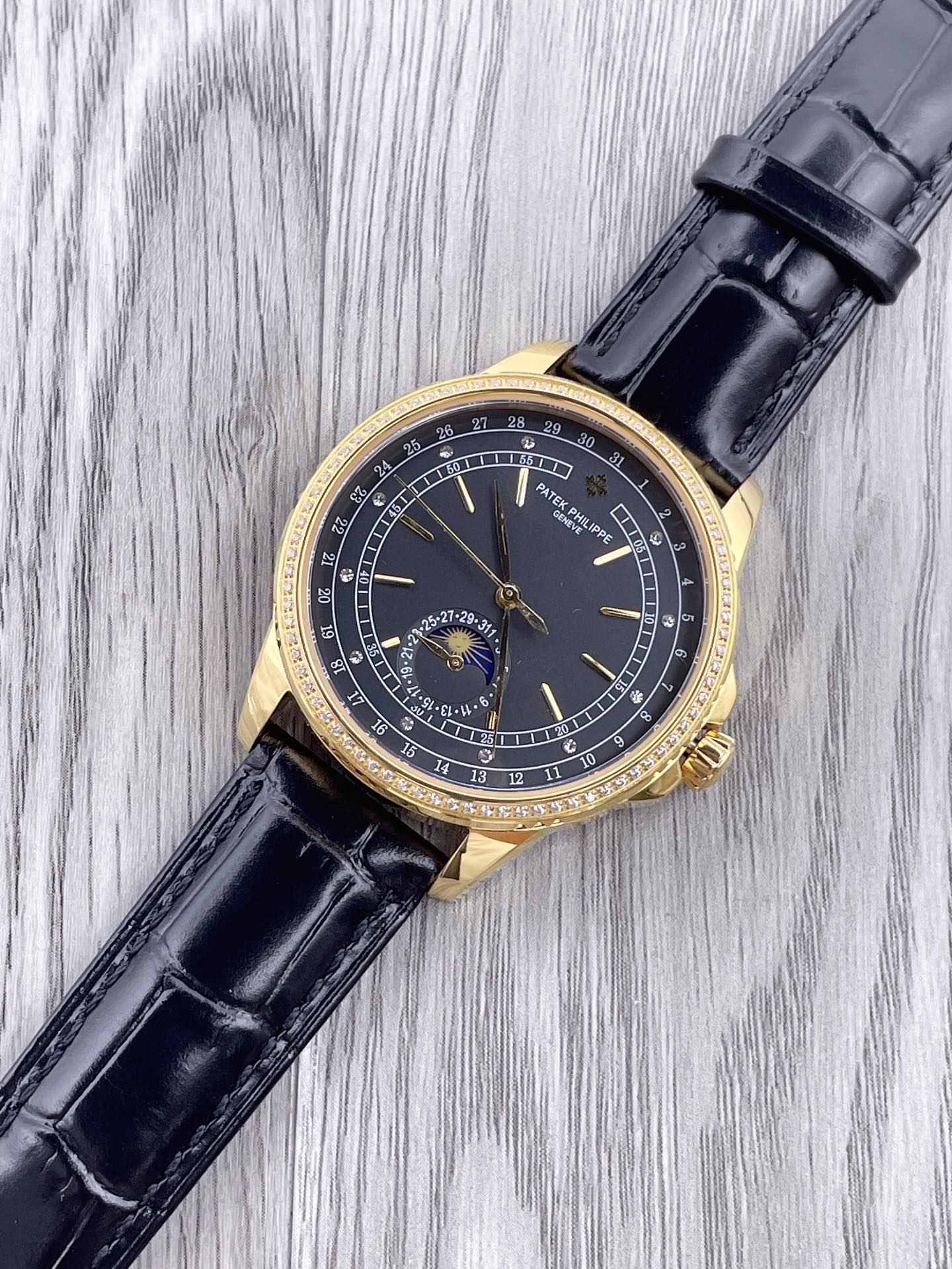 Patek Philippe Classic Moonphase Watch – IW-2726 - Image 6