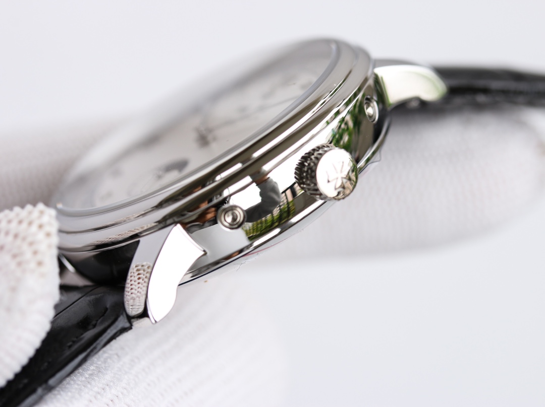 Vacheron Constantin Classic Perpetual Calendar Watch – IW-1141 - Image 7