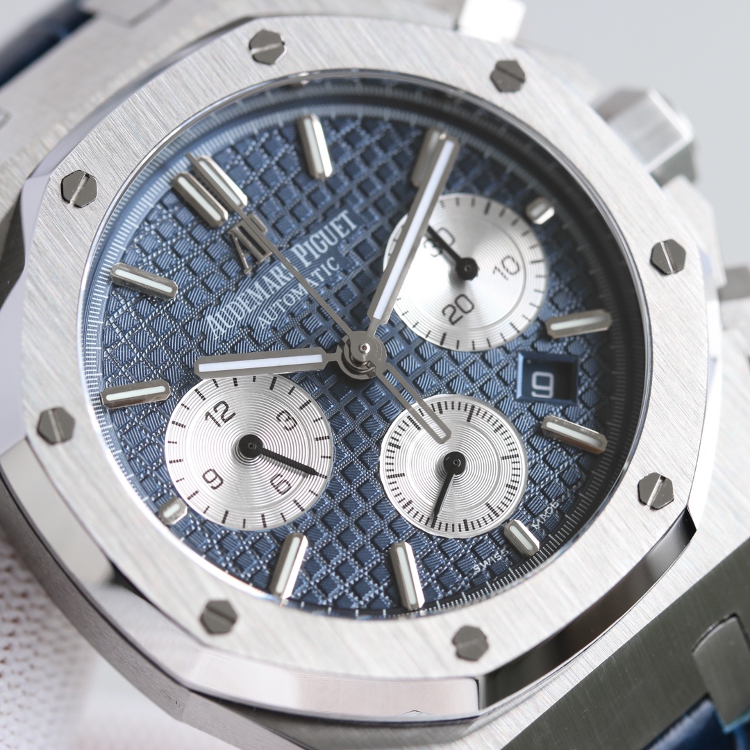 Audemars Piguet Royal Oak Chronograph 41 mm Watch – IW-2256 - Image 6