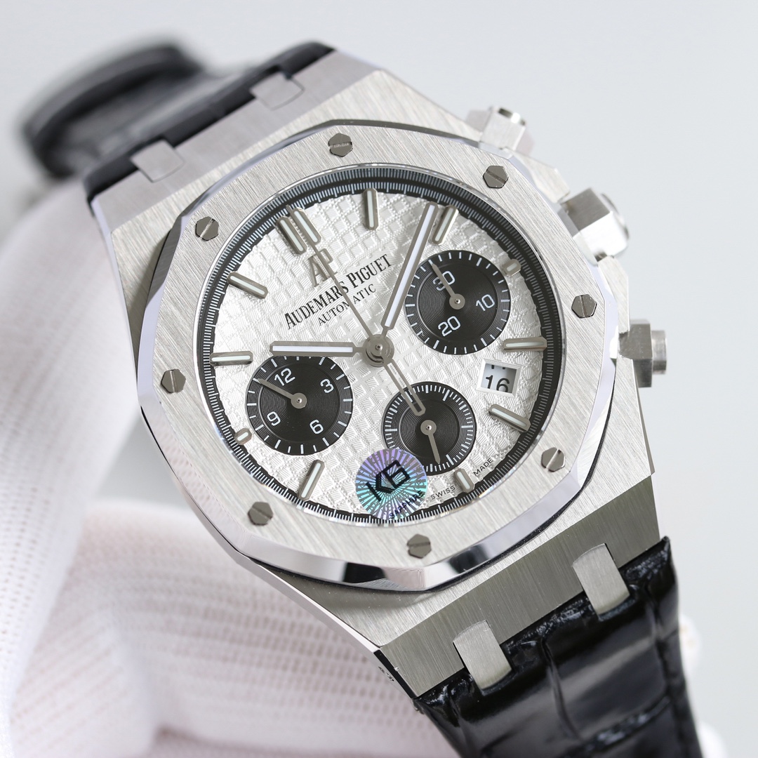 Audemars Piguet Royal Oak Chronograph 41 mm Watch – IW-2256
