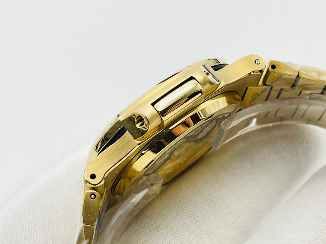Patek Philippe Nautilus 40 mm Watch – IW-2599 - Image 6