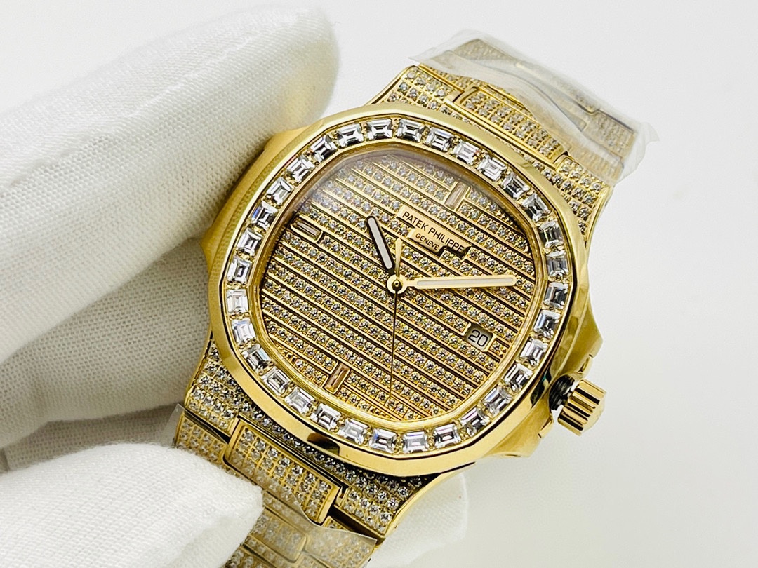 Patek Philippe Nautilus 40 mm Watch – IW-2599 - Image 3