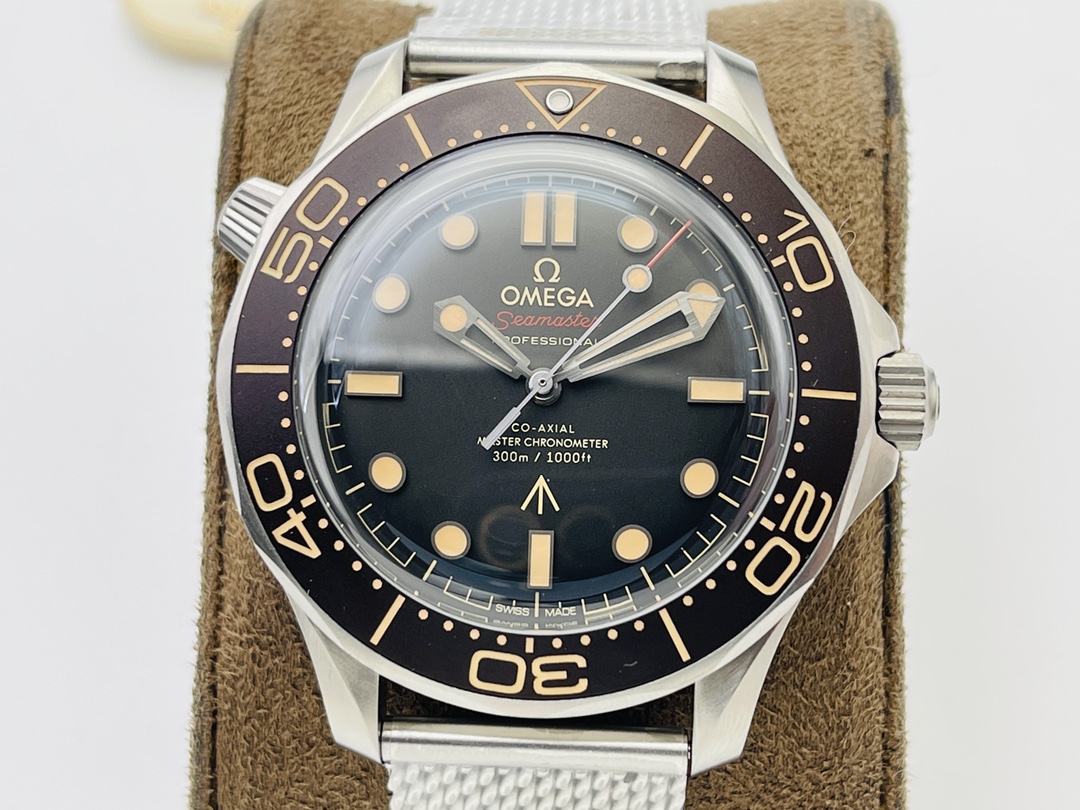 Omega Seamaster 42 mm Watch – IW-1451 - Image 4