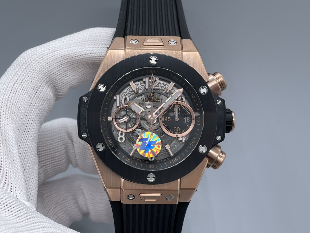 Hublot Classic Chronograph 44 mm Watch – IW-0379