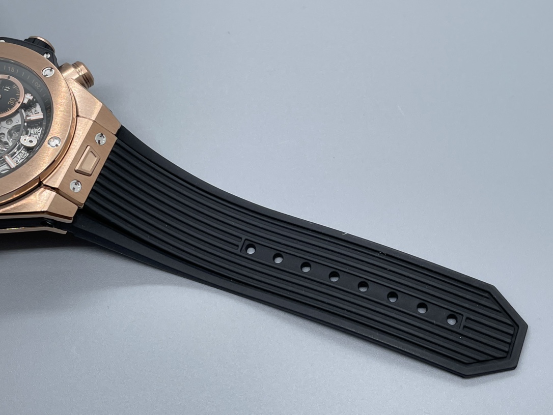 Hublot Classic Chronograph 44 mm Watch – IW-0380 - Image 9