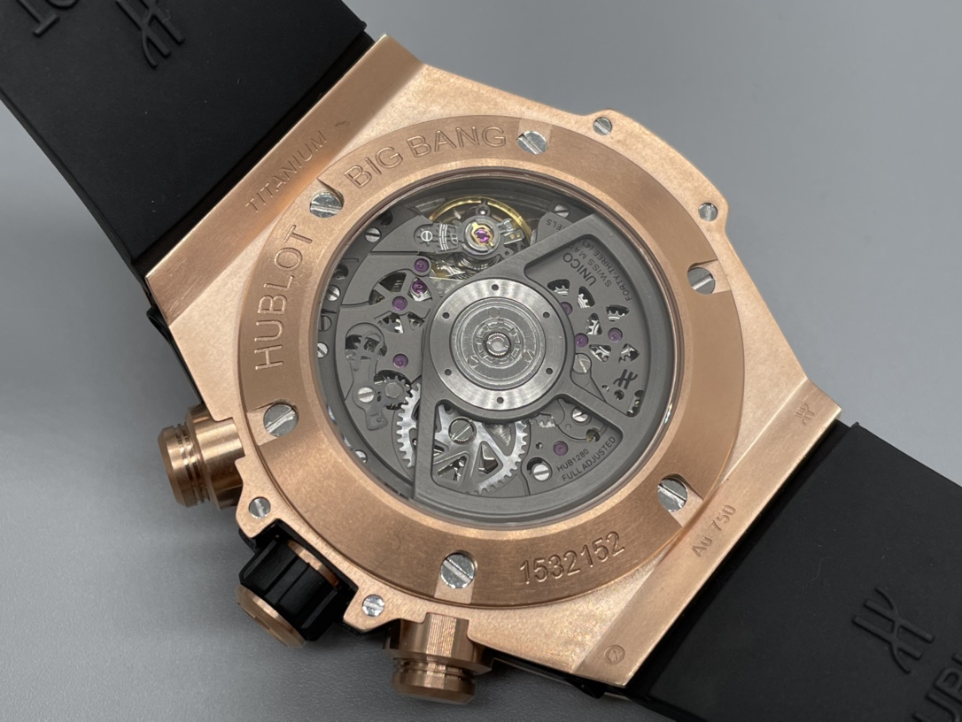 Hublot Classic Chronograph 44 mm Watch – IW-0380 - Image 7