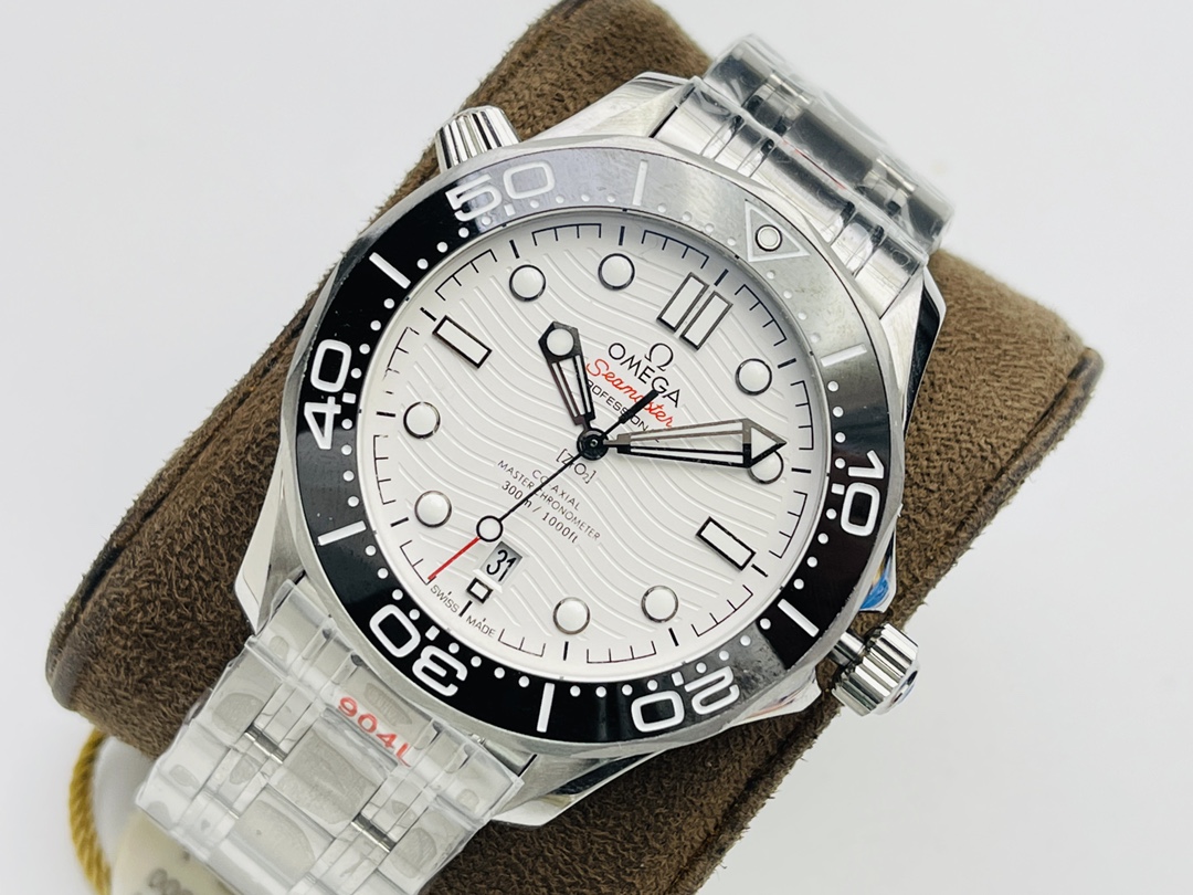 Omega Seamaster 42 mm Watch – IW-1464 - Image 3