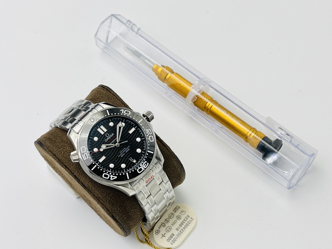 Omega Seamaster 42 mm Watch – IW-1465
