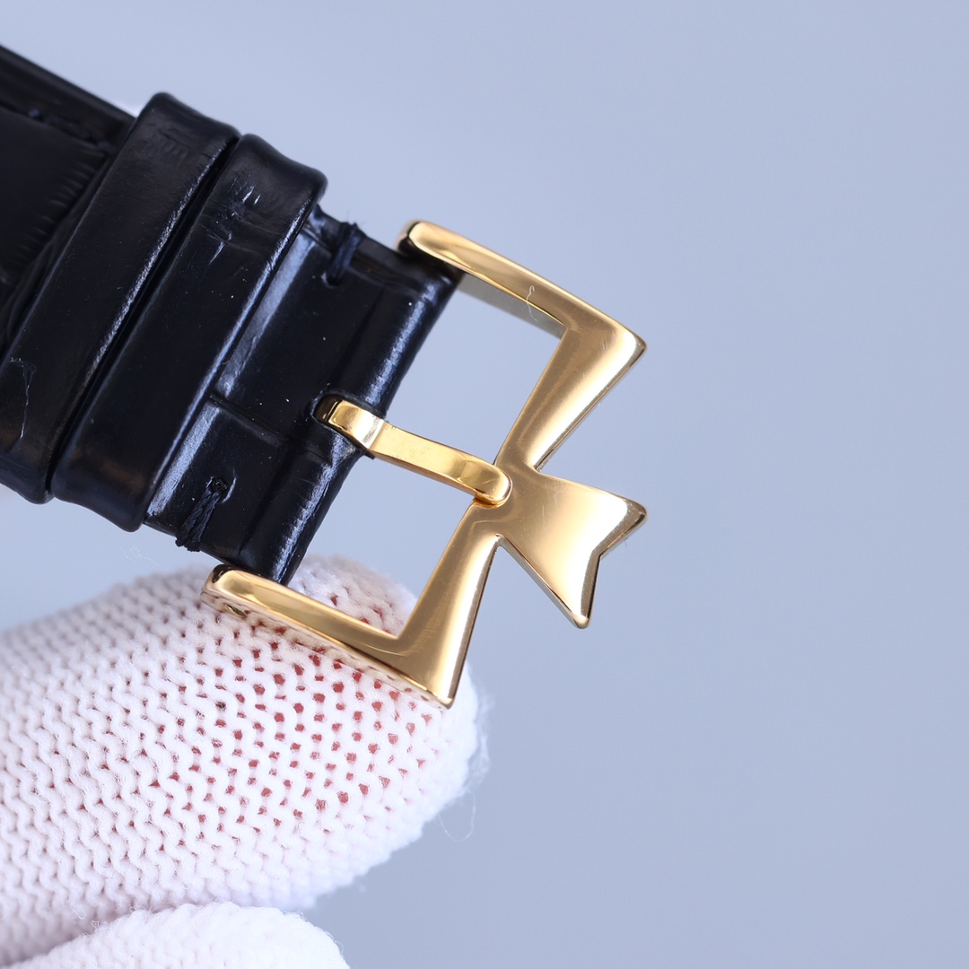 Classic 40 mm Watch – IW-1135 - Image 9