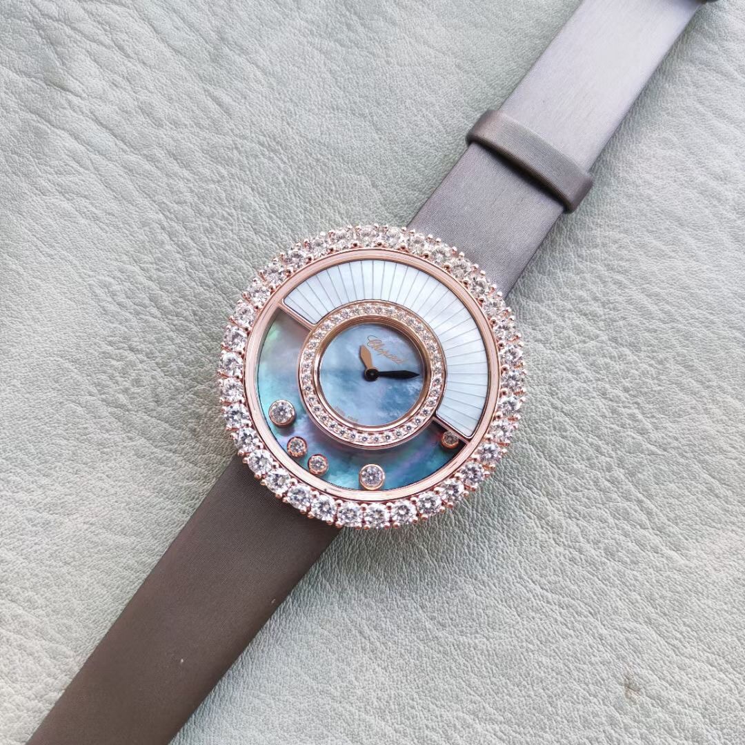 Chopard Classic 38 mm Watch – IW-2240 - Image 3