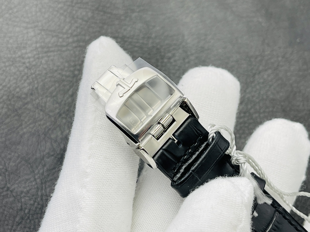 Jaeger-LeCoultre Master Control Moonphase 39 mm Watch – IW-0491 - Image 9