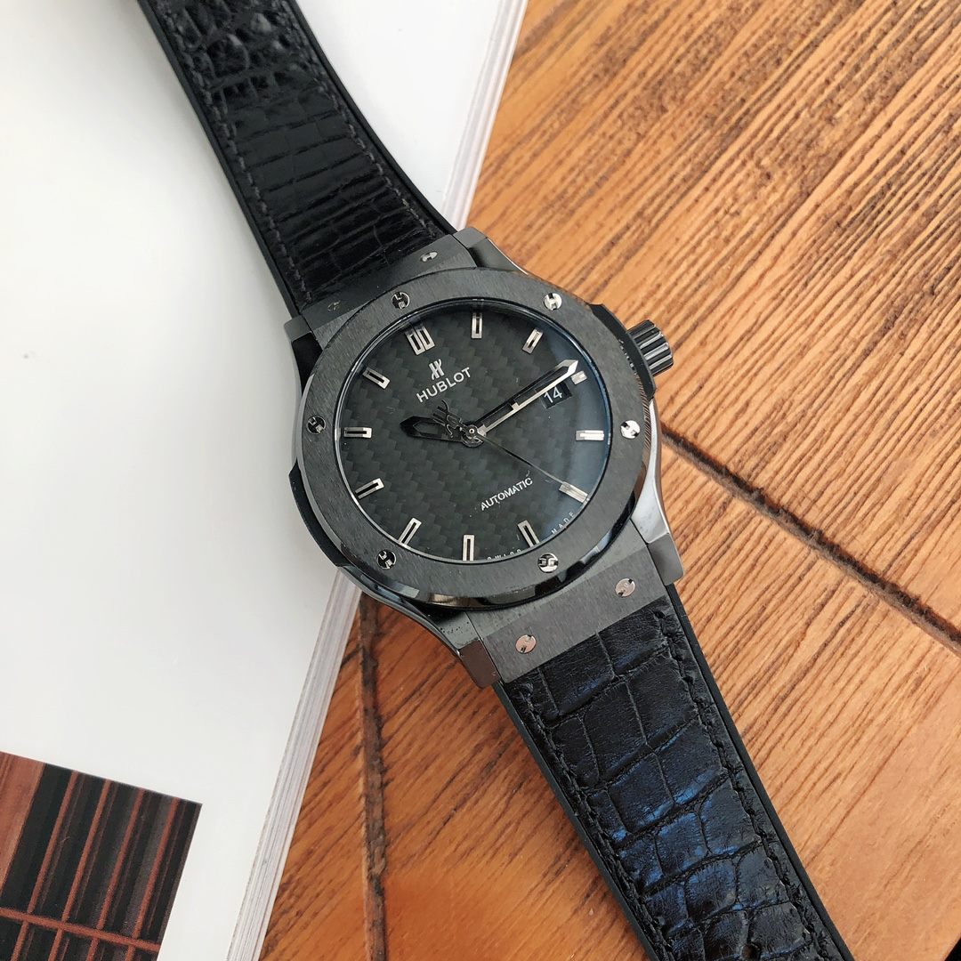 Hublot Classic 42 mm Watch – IW-0375 - Image 2