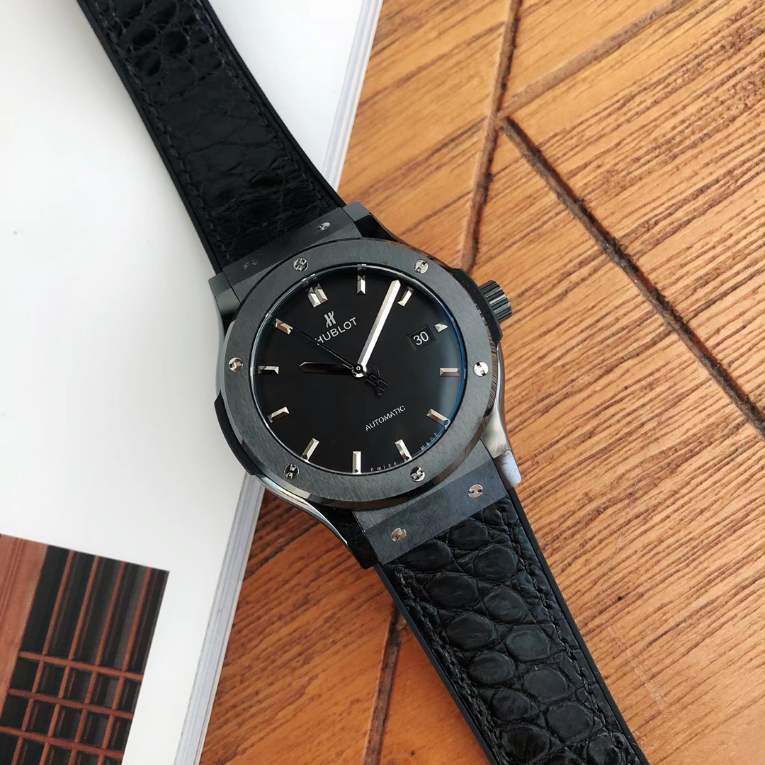 Hublot Classic 42 mm Watch – IW-0372 - Image 2