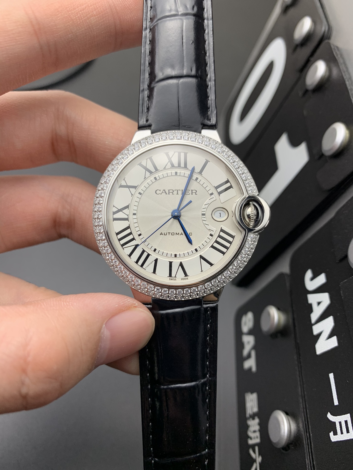 Classic Diamond-Set Watch – IW-1776