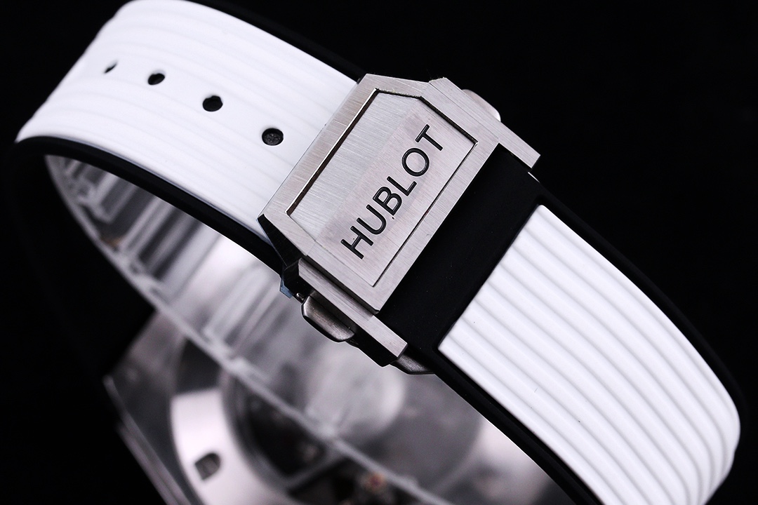 Hublot Classic Chronograph Watch – IW-0376 - Image 9