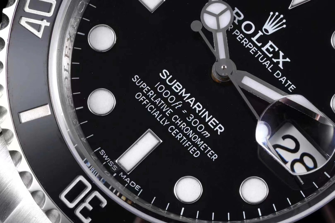 Rolex Submariner Luminous Watch – IW-0079 - Image 4