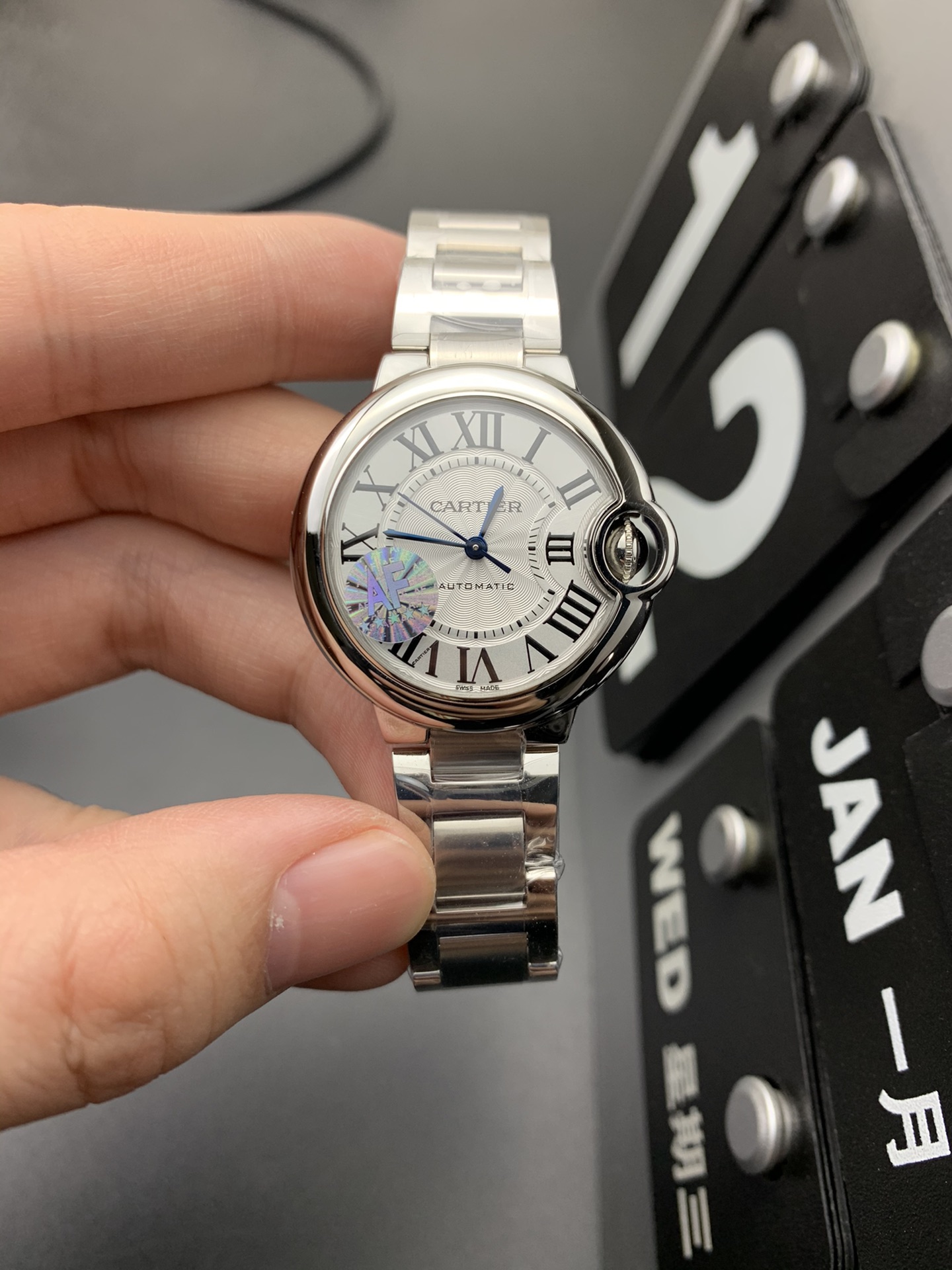 Classic Watch – IW-1774