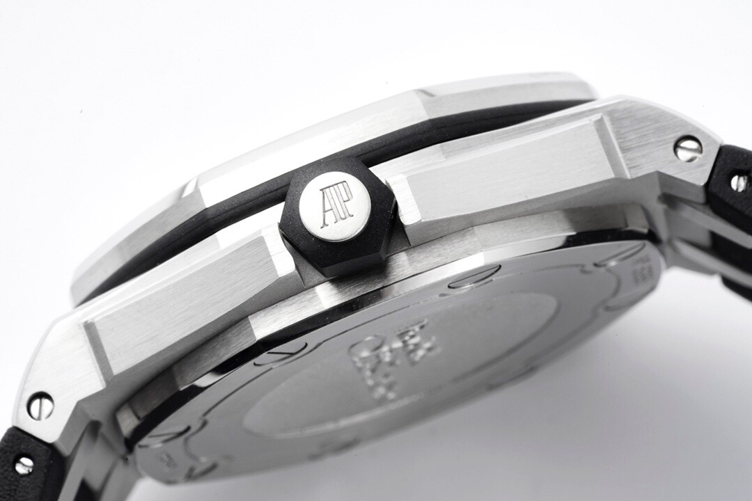Audemars Piguet Classic Luminous 42 mm Watch – IW-2231 - Image 6