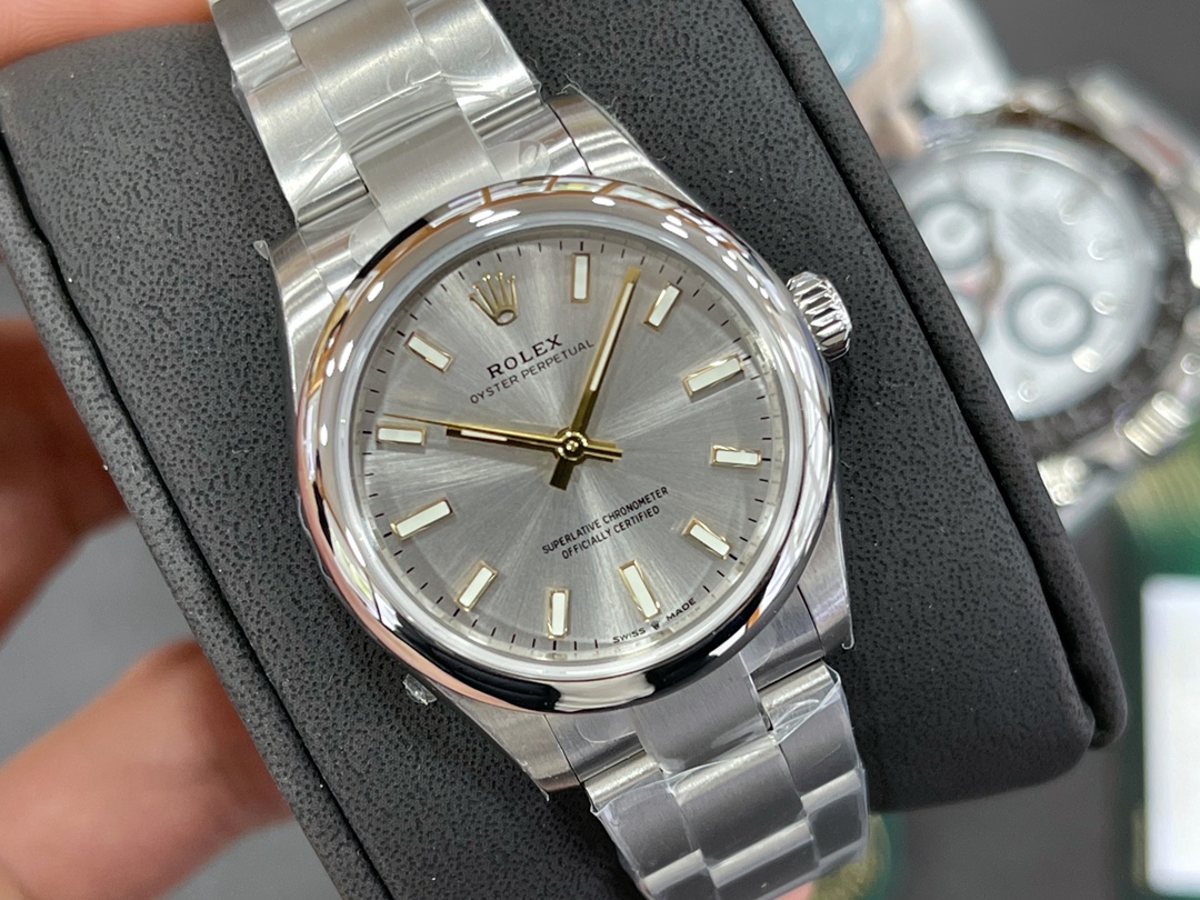 Rolex Oyster Perpetual 31 mm Watch – IW-0233