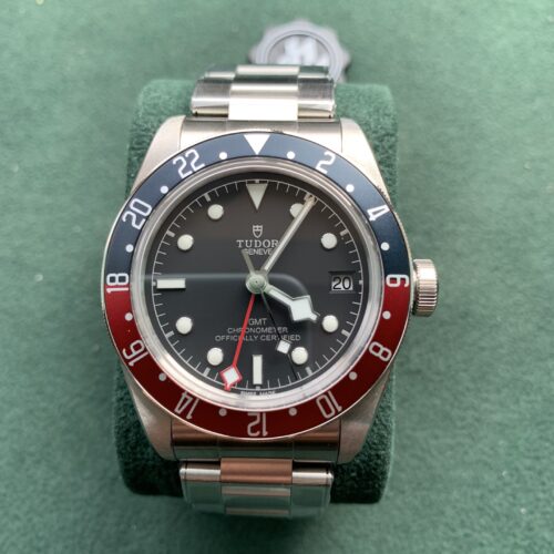 GMT-Master II Red and Blue Bezel Watch – IW-3028