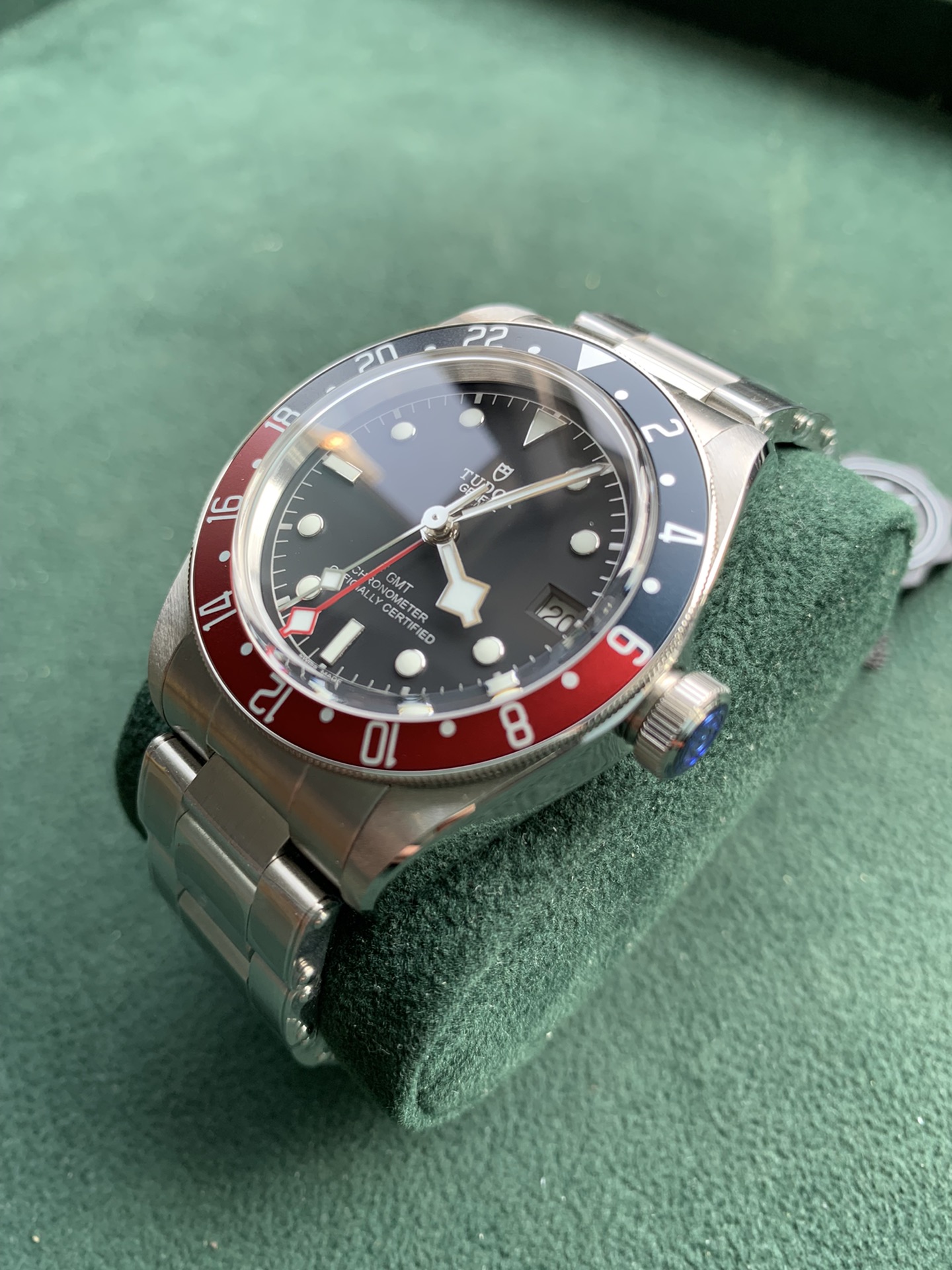 GMT-Master II Red and Blue Bezel Watch – IW-3028 - Image 3
