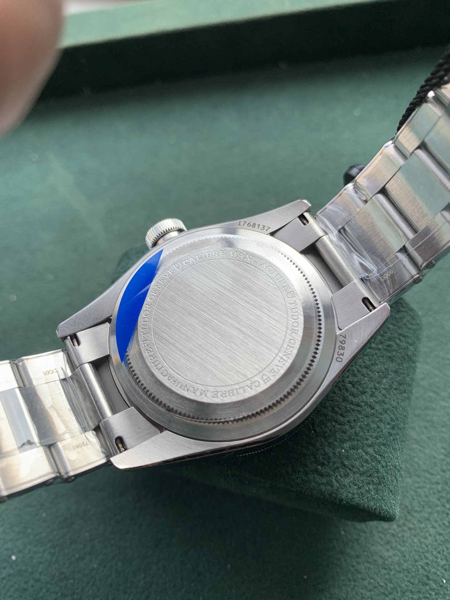 GMT-Master II Red and Blue Bezel Watch – IW-3028 - Image 8