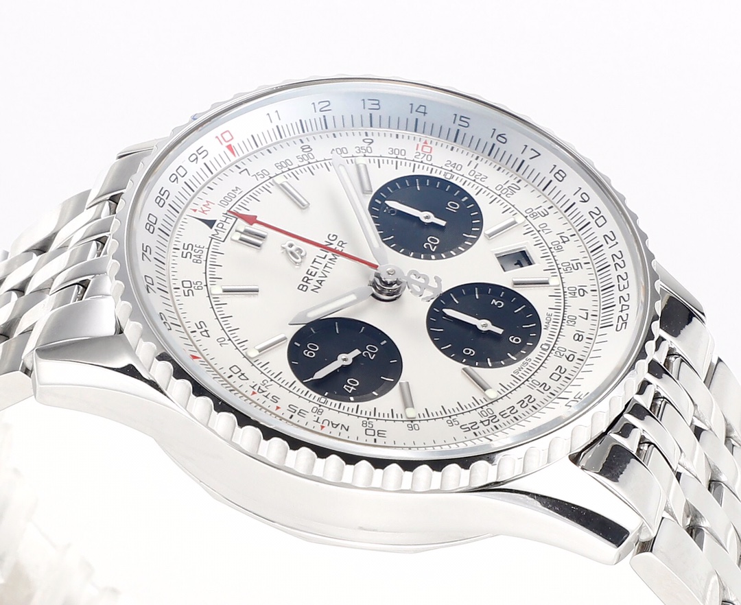 Breitling Classic Chronograph 43 mm Watch – IW-2225 - Image 5