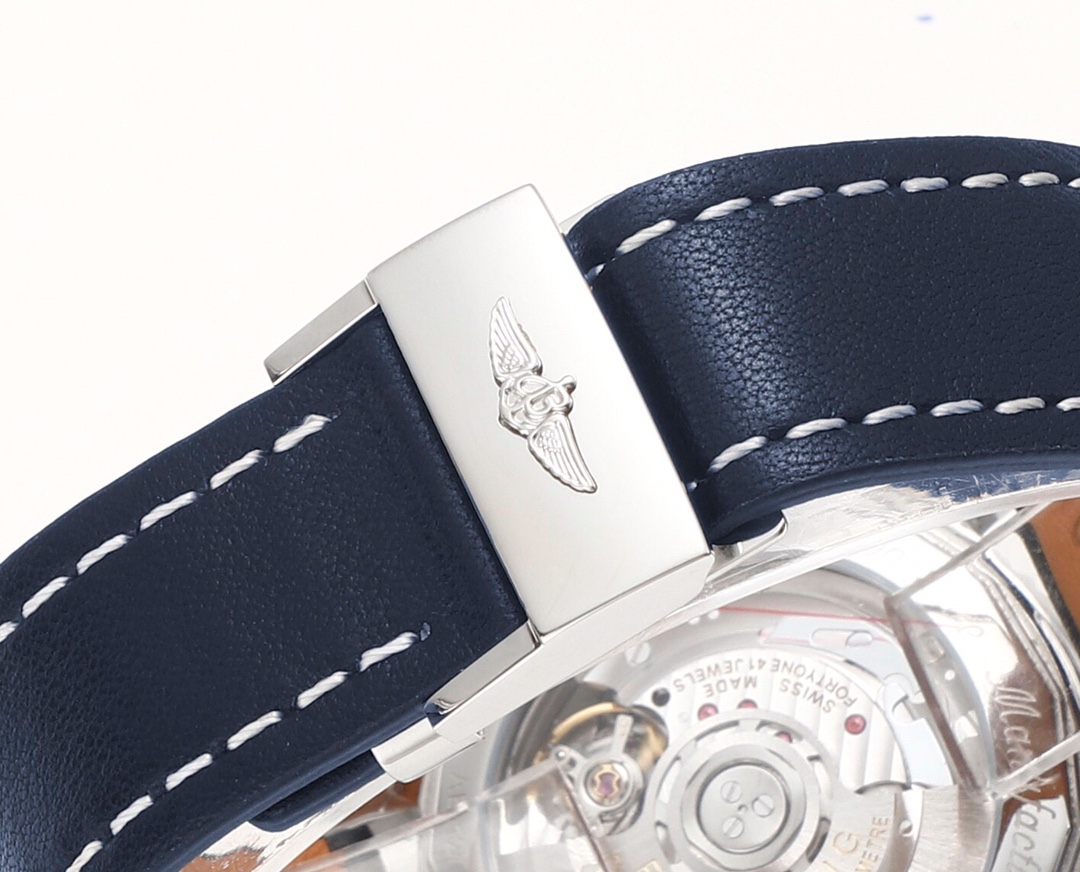 Breitling Classic Chronograph 43 mm Watch – IW-2226 - Image 9