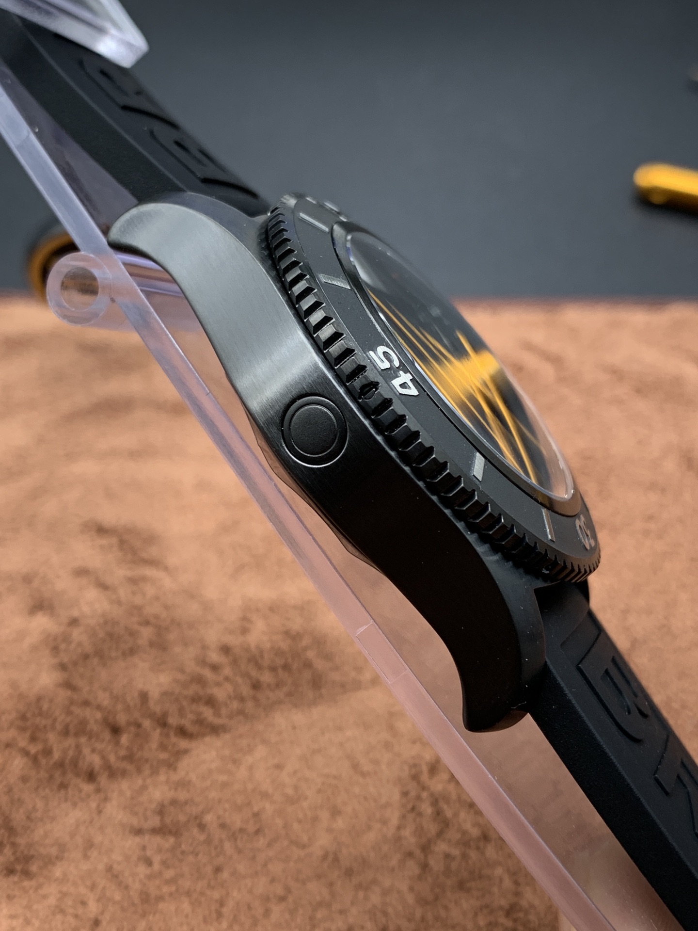 Breitling Classic Watch – IW-0642 - Image 3