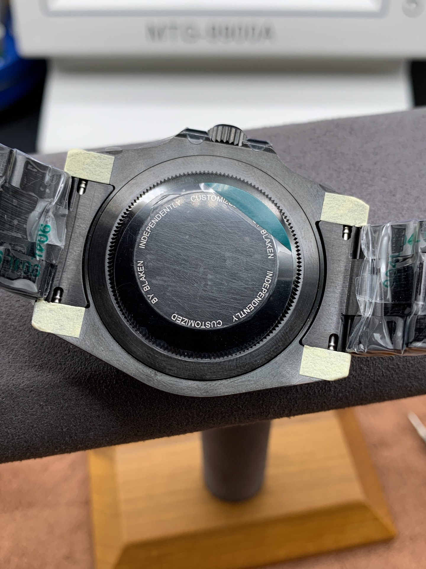 GMT-Master II Red and Blue Bezel Watch – IW-2993 - Image 6