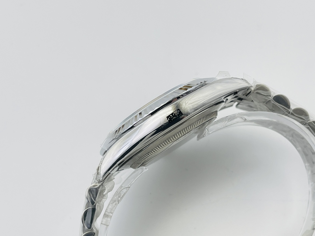 Rolex Datejust 41 mm Watch – IW-0170 - Image 6