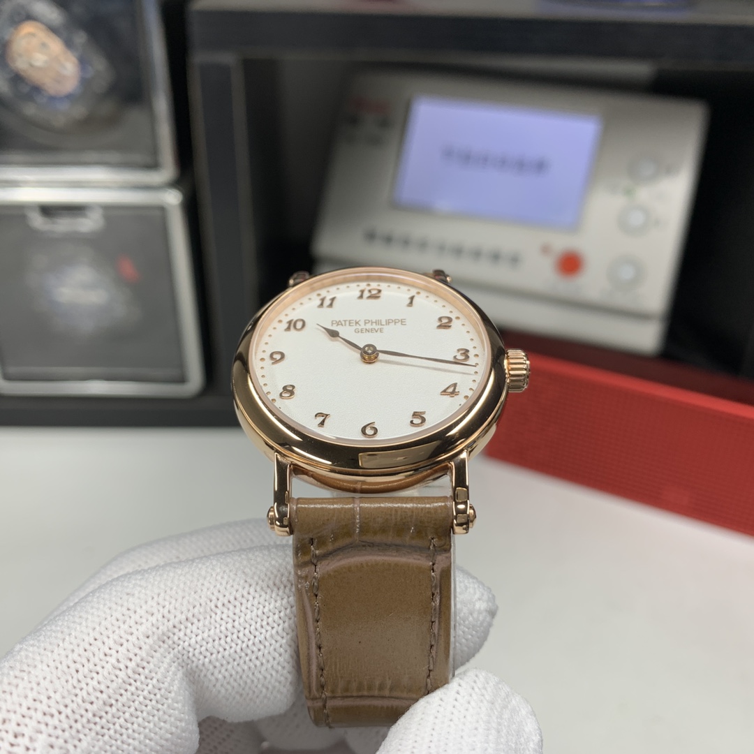 Patek Philippe Classic 34.6 mm Watch – IW-2527 - Image 4
