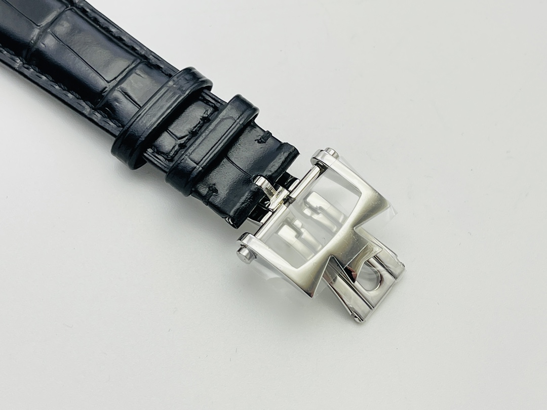 Classic Perpetual Calendar Watch – IW-1077 - Image 9