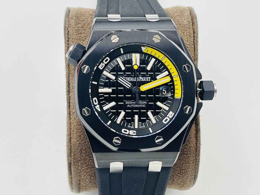 Audemars Piguet Royal Oak Luminous 41 mm Watch – IW-2174