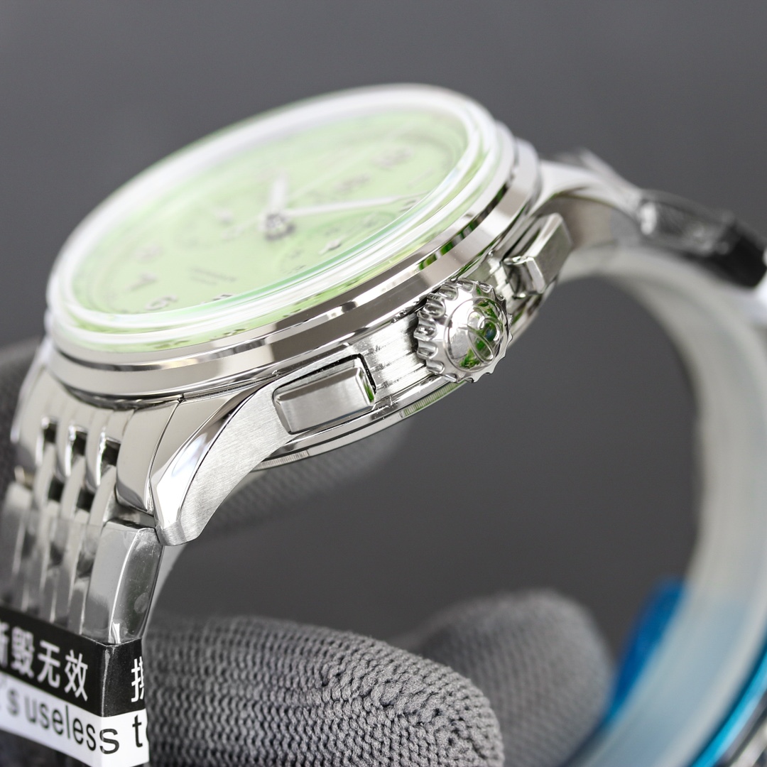 Pilot Chronograph 42 mm Watch – IW-0688 - Image 8