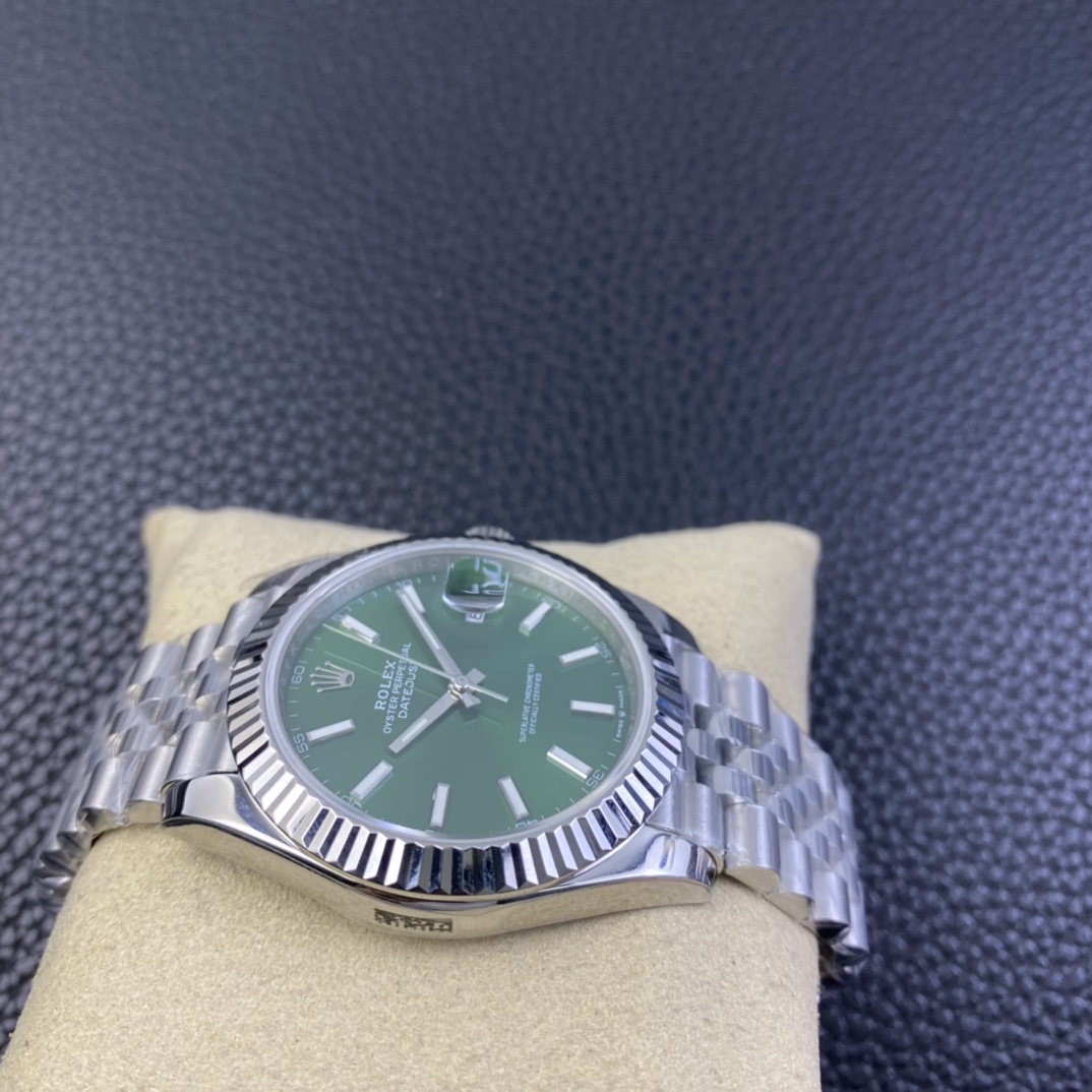 Datejust Green Dial 41 mm Watch – IW-3031 - Image 4