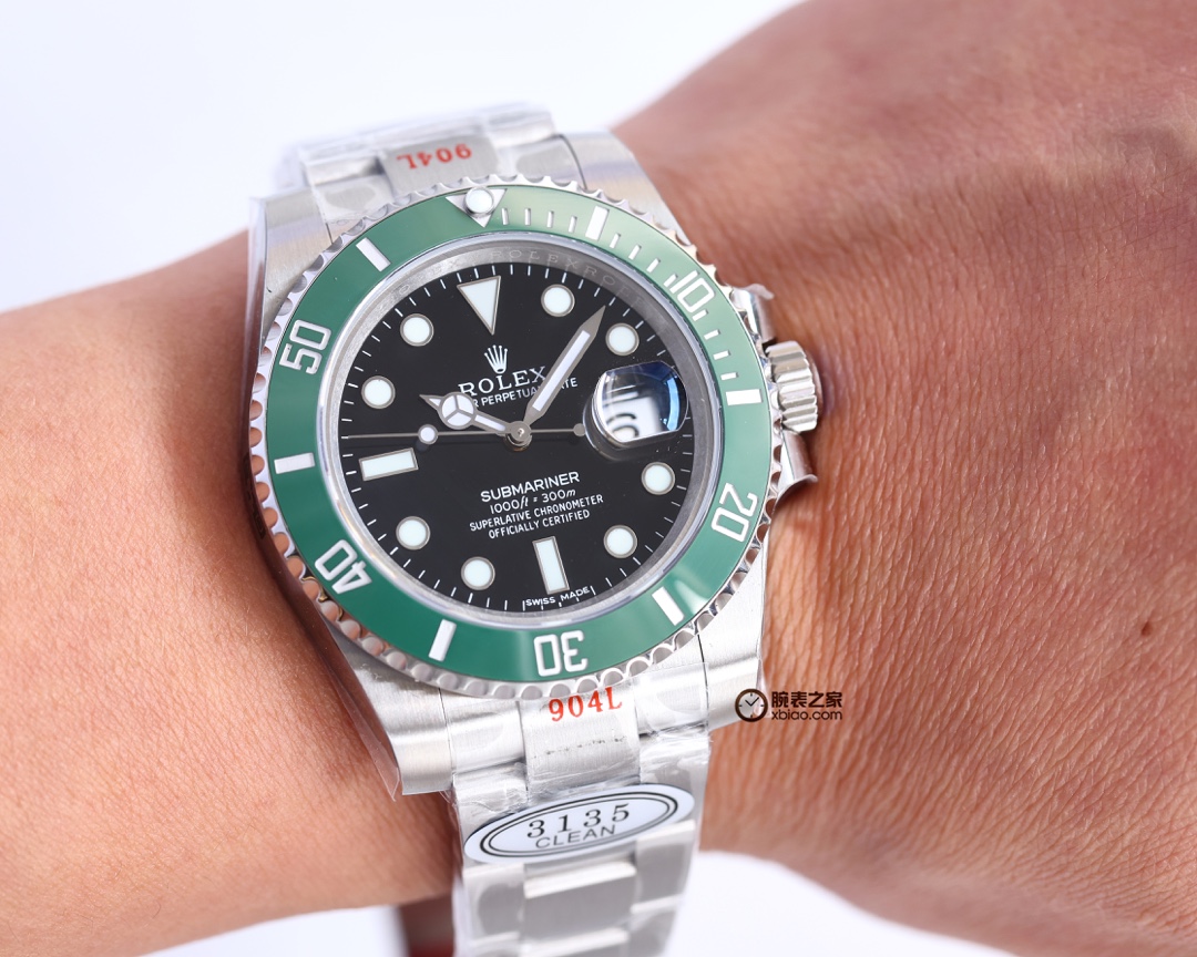 Rolex Black Submariner Ice Blue Luminous 40 mm Watch – IW-0178 - Image 5