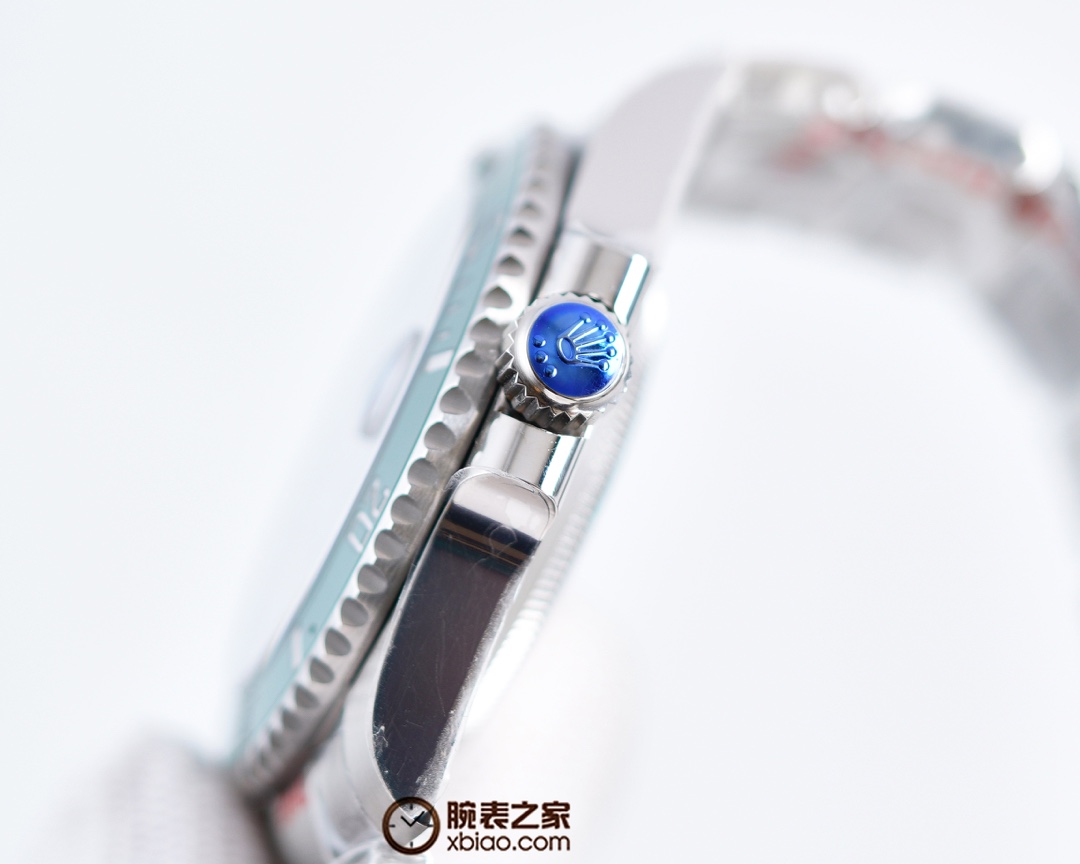 Rolex Black Submariner Ice Blue Luminous 40 mm Watch – IW-0178 - Image 7