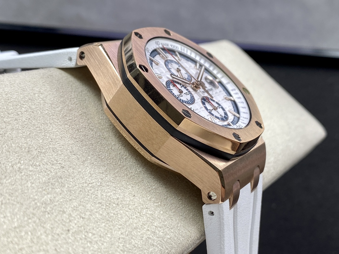 Audemars Piguet Royal Oak Chronograph Watch – IW-2043 - Image 5