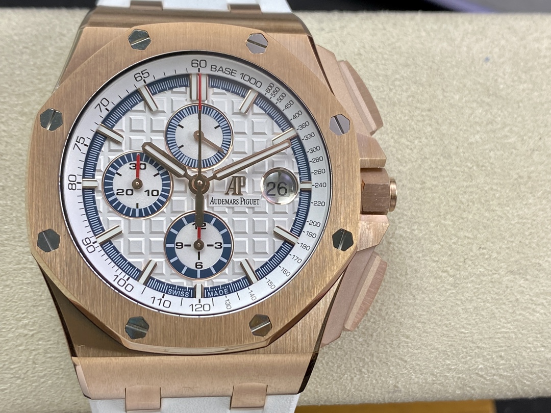 Audemars Piguet Royal Oak Chronograph Watch – IW-2043