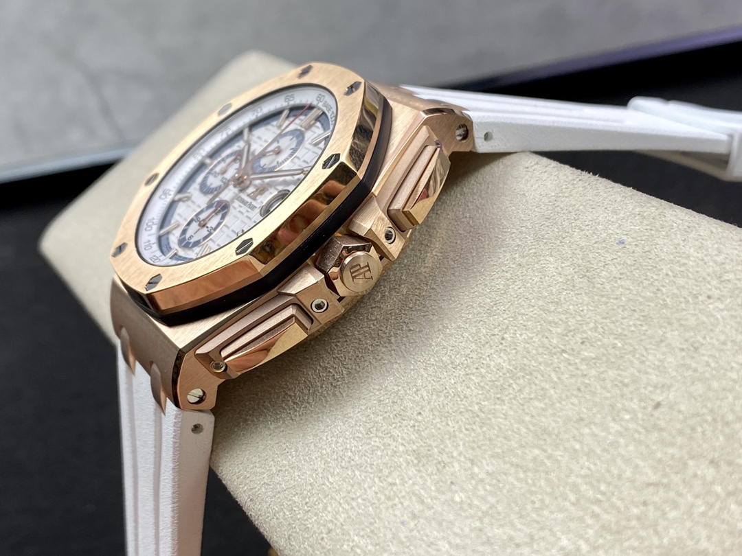 Audemars Piguet Royal Oak Chronograph Watch – IW-2043 - Image 6
