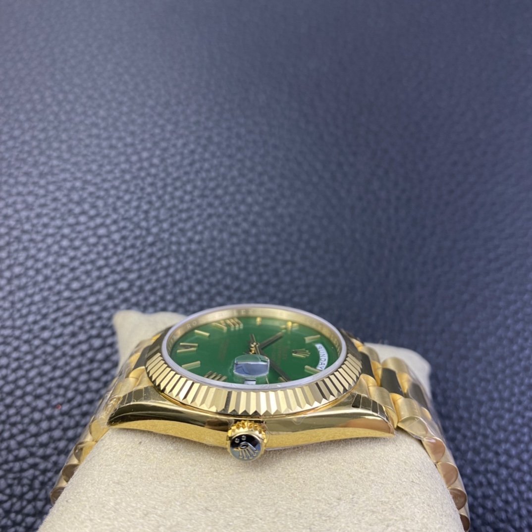 Day-Date Green Dial Watch – IW-3356 - Image 5