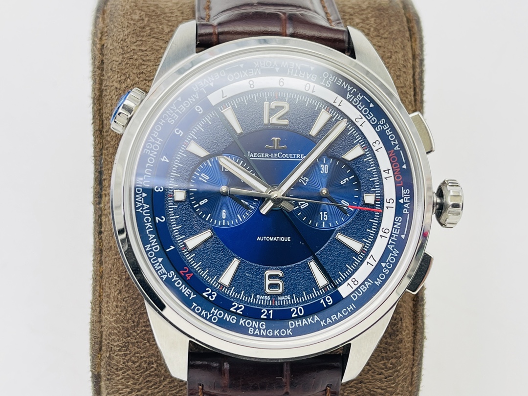 Jaeger-LeCoultre Classic Chronograph 44 mm Watch – IW-0490 - Image 4