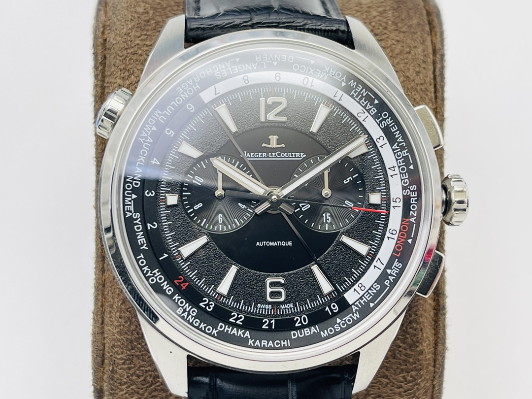 Jaeger-LeCoultre Classic Chronograph 44 mm Watch – IW-0504 - Image 4