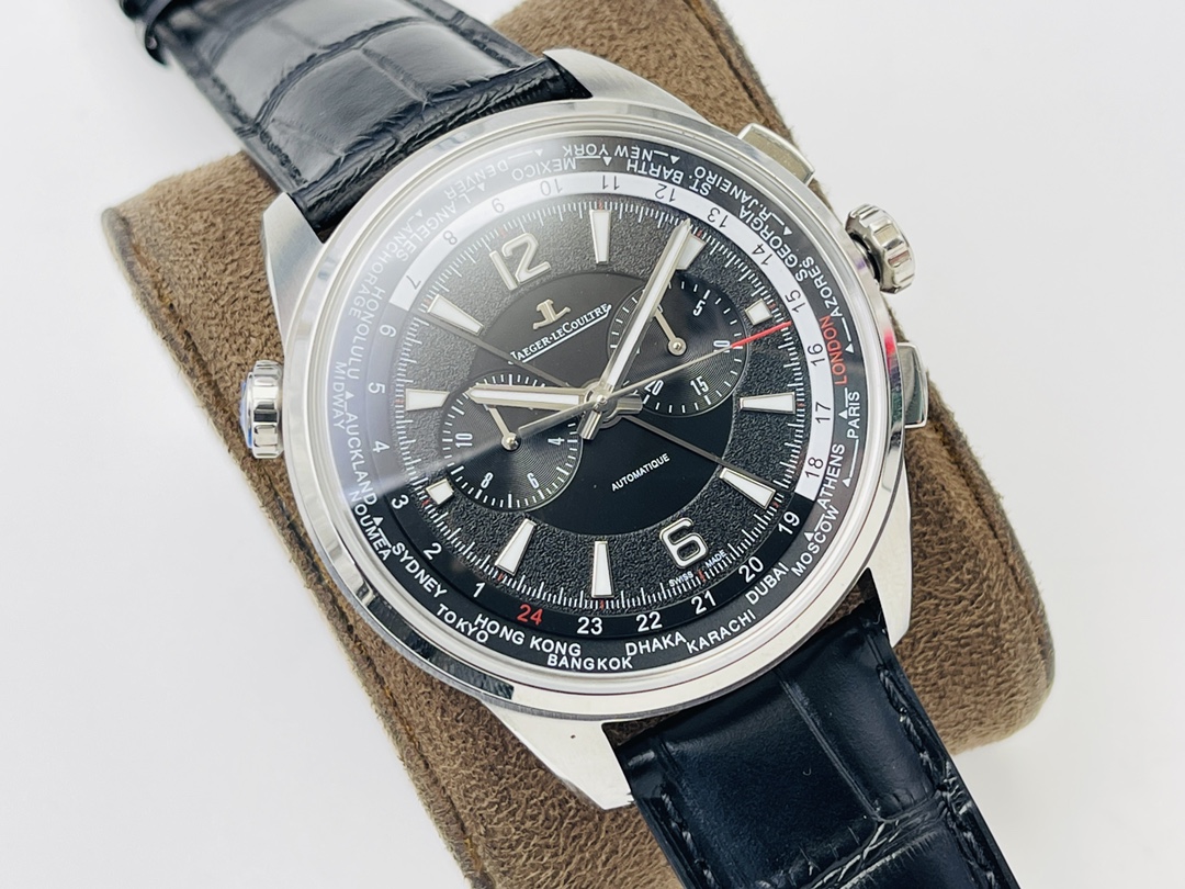 Jaeger-LeCoultre Classic Chronograph 44 mm Watch – IW-0504 - Image 2