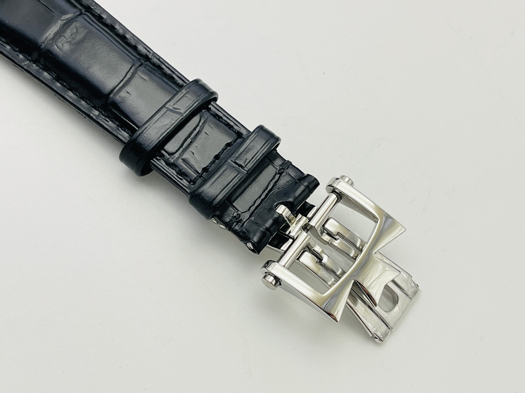 Classic Perpetual Calendar Watch – IW-1057 - Image 9
