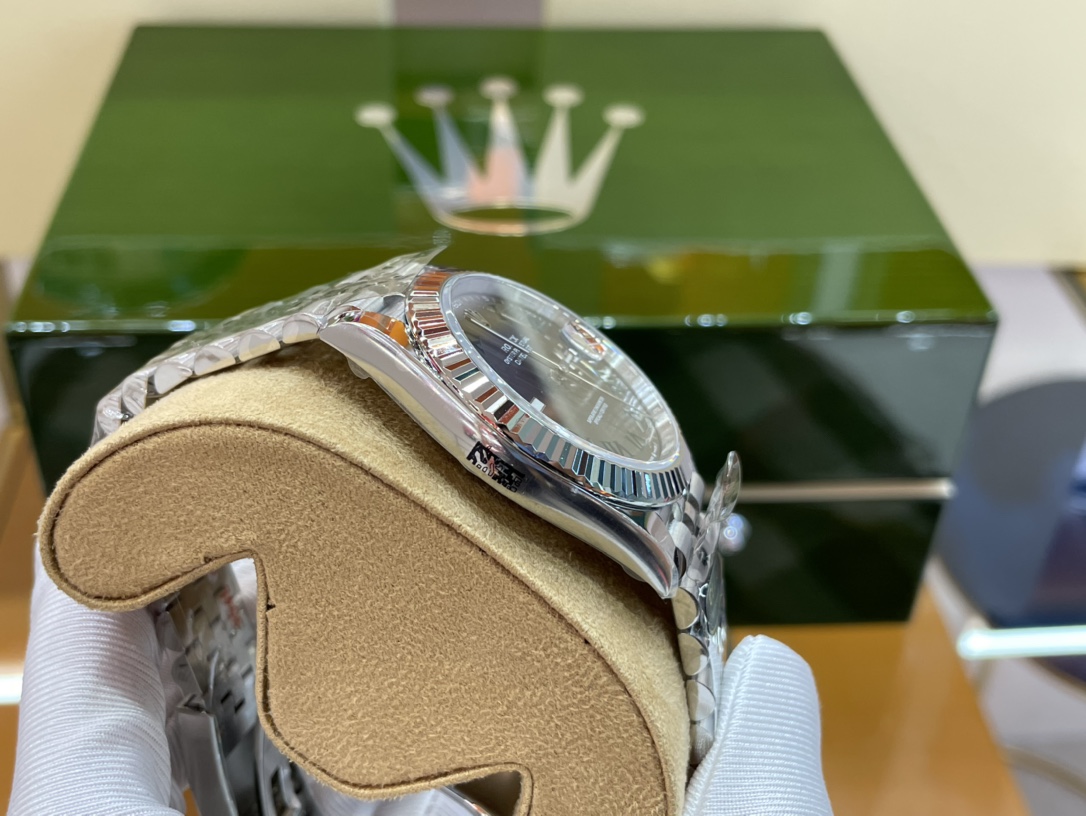 Datejust 41 mm Watch – IW-3368 - Image 4